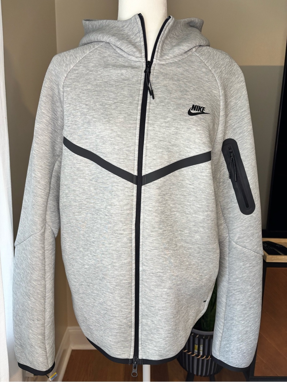 Nike Light Gray Zip-Up Hoodie Jacket with Black Accents